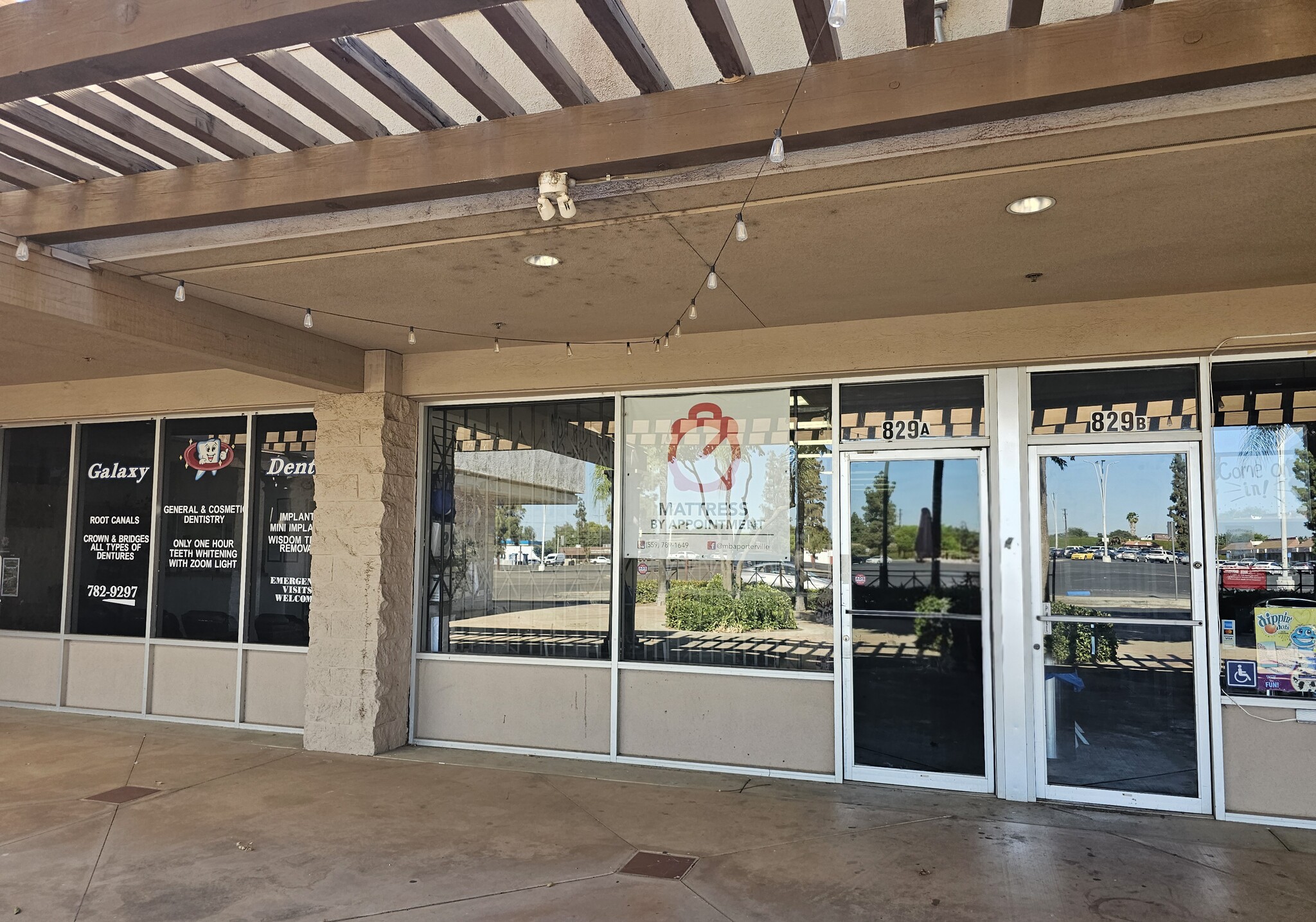 815-977 W Henderson Ave, Porterville, CA à louer Photo intérieure– Image 1 sur 14
