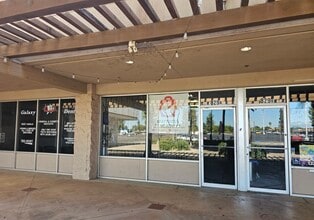 815-977 W Henderson Ave, Porterville, CA à louer Photo intérieure– Image 1 sur 14
