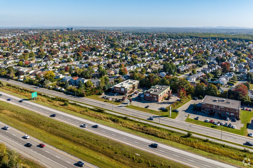 3453-3471 Boul De La Pinière, Terrebonne, QC à louer - Aérien – Image 2 sur 4