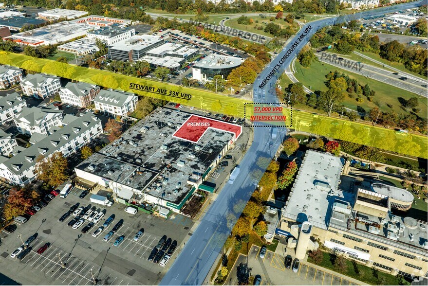 1100 Stewart Ave, Garden City, NY à louer - Photo de l’immeuble – Image 3 sur 22