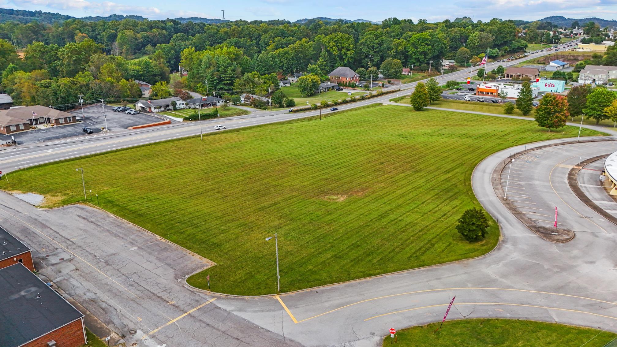 308 Forrest Dr, Jonesborough, TN à vendre Photo principale– Image 1 sur 2
