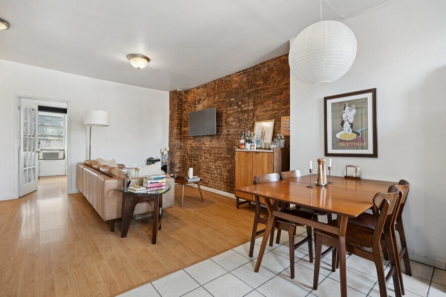 288 McGuinness Blvd, Brooklyn, NY à vendre - Photo de l’immeuble – Image 3 sur 19