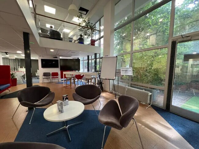 Plus de détails pour 1 Rue Eugène Eichenberger, Puteaux - Bureau à vendre