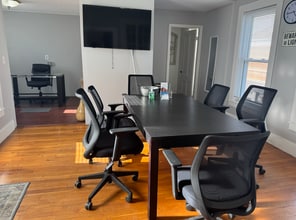 6 N Main St, E Longmeadow, MA à louer Photo intérieure– Image 2 sur 3