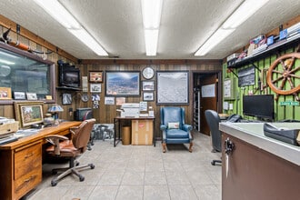 709-711 S University Ave, Provo, UT à louer Photo intérieure– Image 2 sur 16