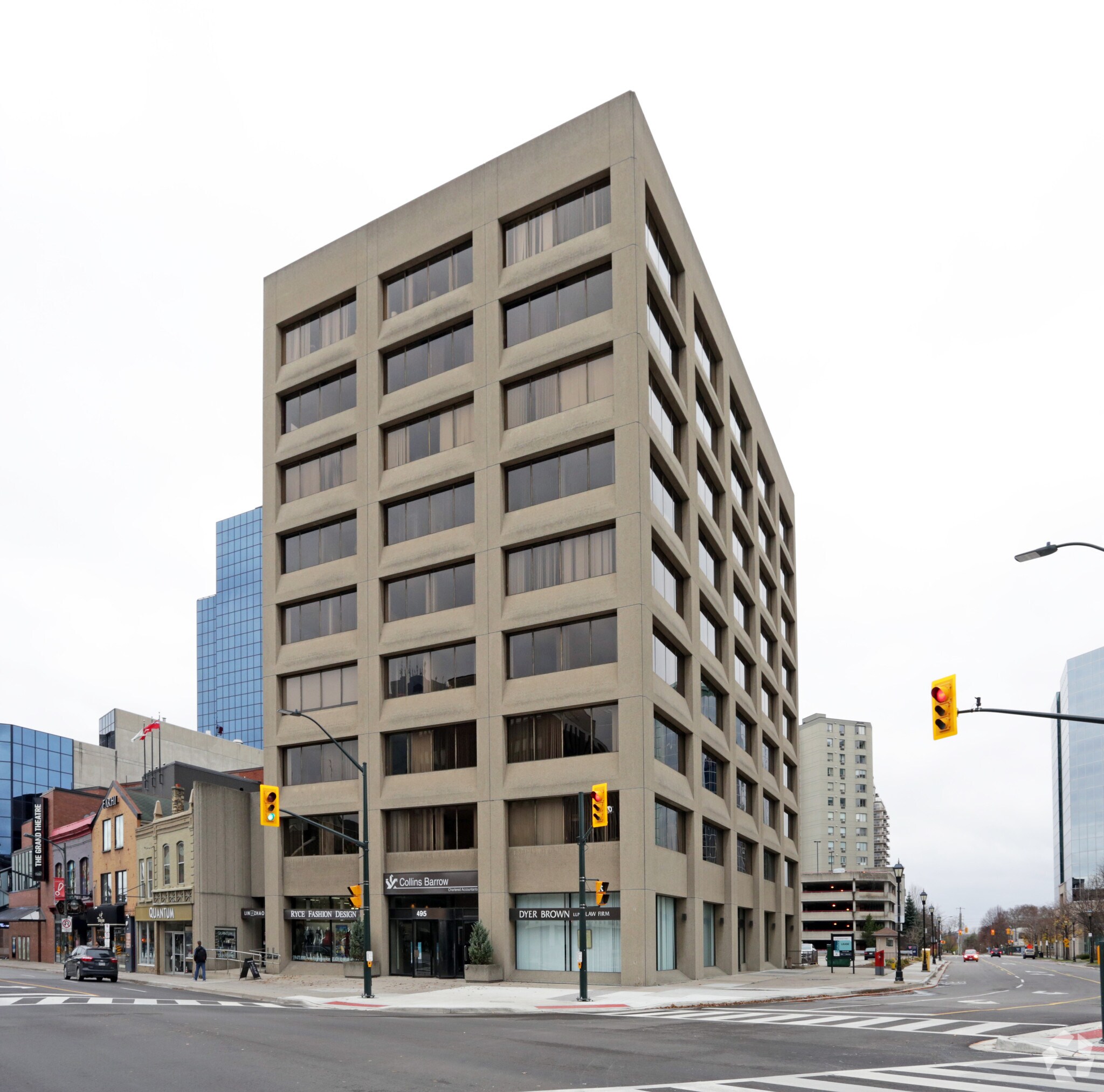495 Richmond St, London, ON à louer Photo principale– Image 1 sur 3
