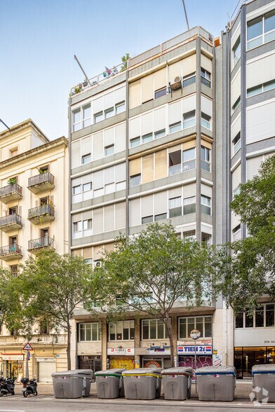 Local commercial dans Barcelone, Barcelona à louer - Photo principale – Image 1 sur 1