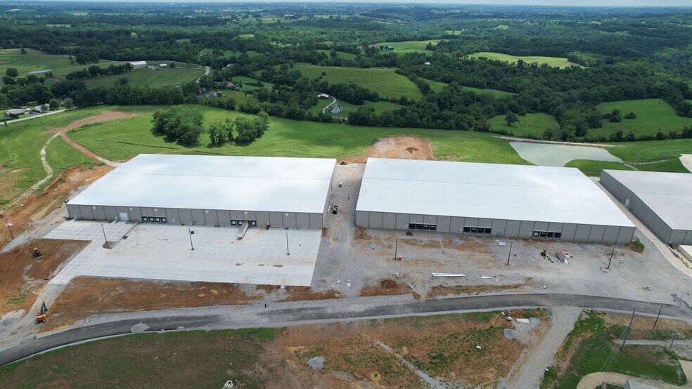 140 Fortune Dr, Frankfort, KY à louer - Photo de l’immeuble – Image 3 sur 3