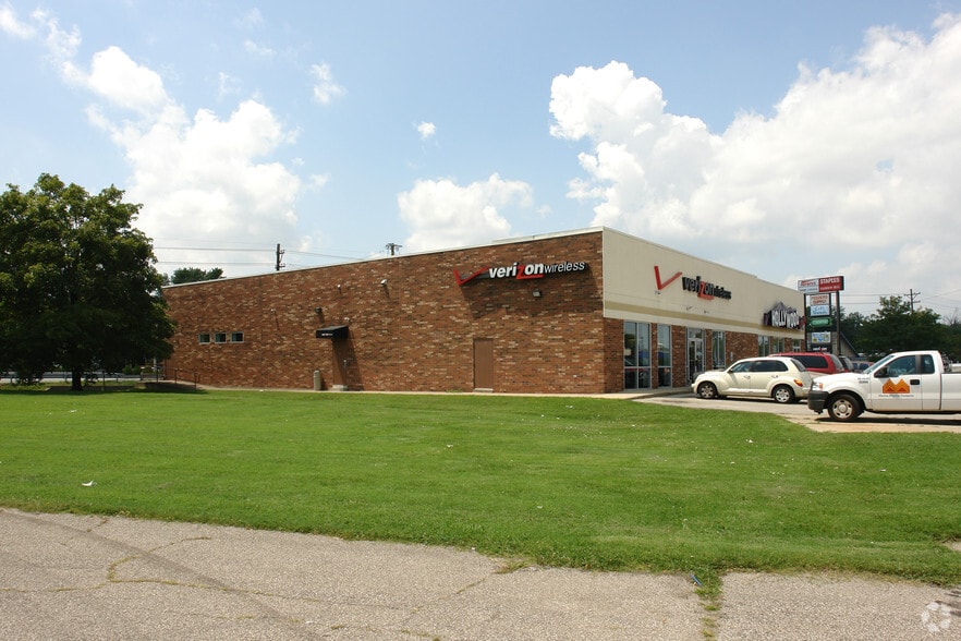 5769-5771 Preston Hwy, Louisville, KY à vendre - Photo de l’immeuble – Image 2 sur 2