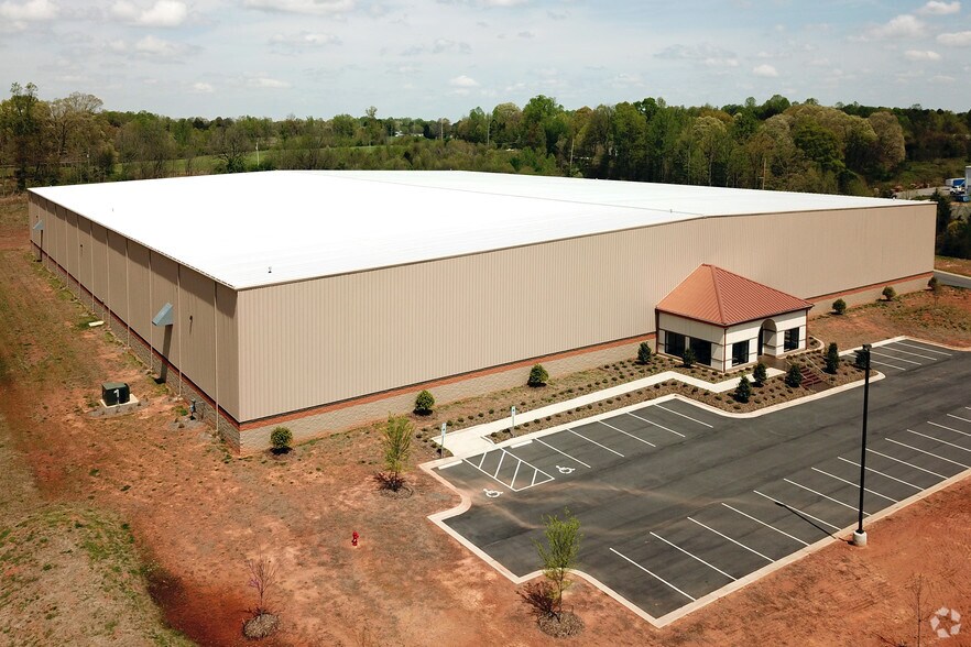 212 Quality Dr, Mocksville, NC à vendre - Aérien – Image 2 sur 12