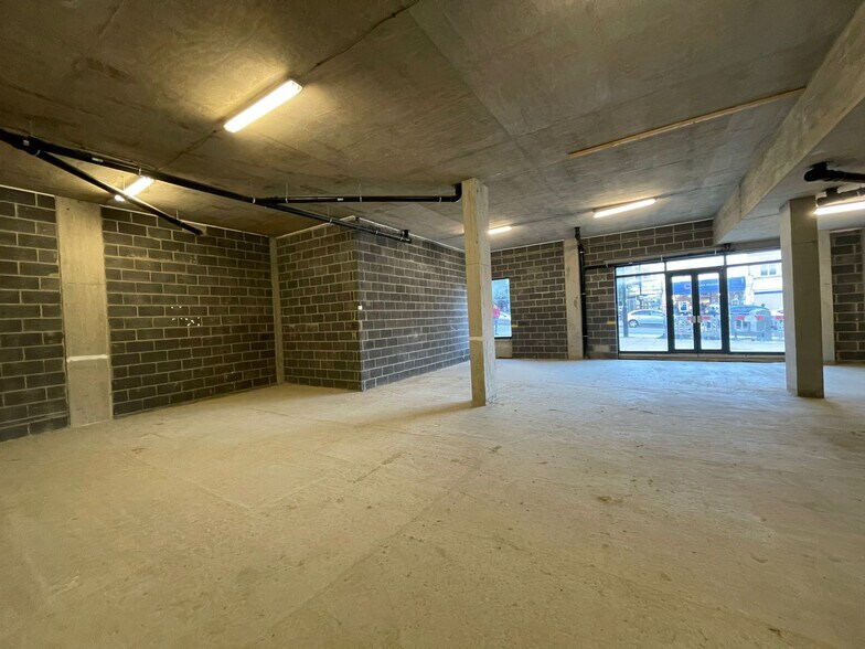 Ruislip Rd, Greenford à vendre - Photo de l’immeuble – Image 2 sur 6