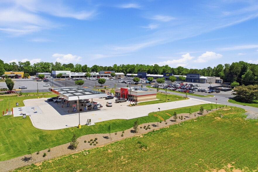 505-573 US 70 Hwy SW, Hickory, NC à louer - Aérien – Image 2 sur 6