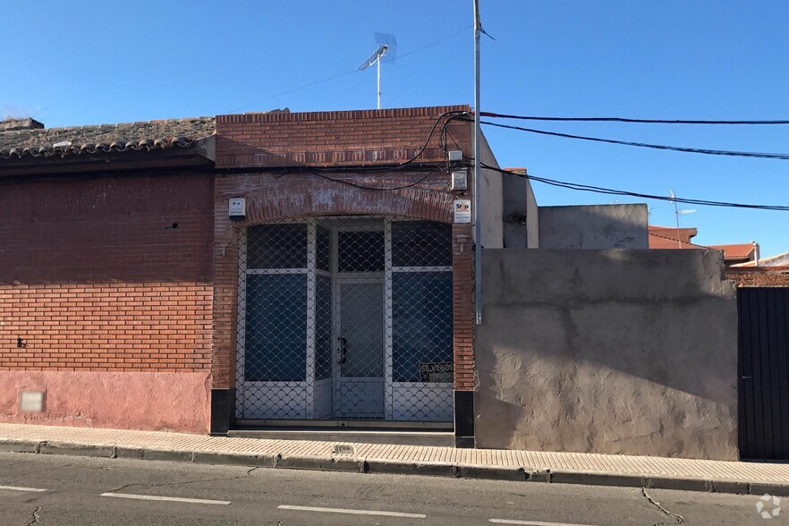 Calle Don Hipólito Ezquerra, 31, Fuensalida, Toledo à vendre - Photo de l’immeuble – Image 2 sur 13