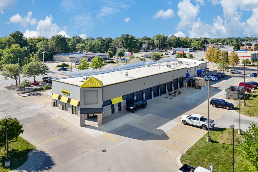 3701 E 14th St, Des Moines, IA à louer - Photo de l’immeuble – Image 2 sur 7