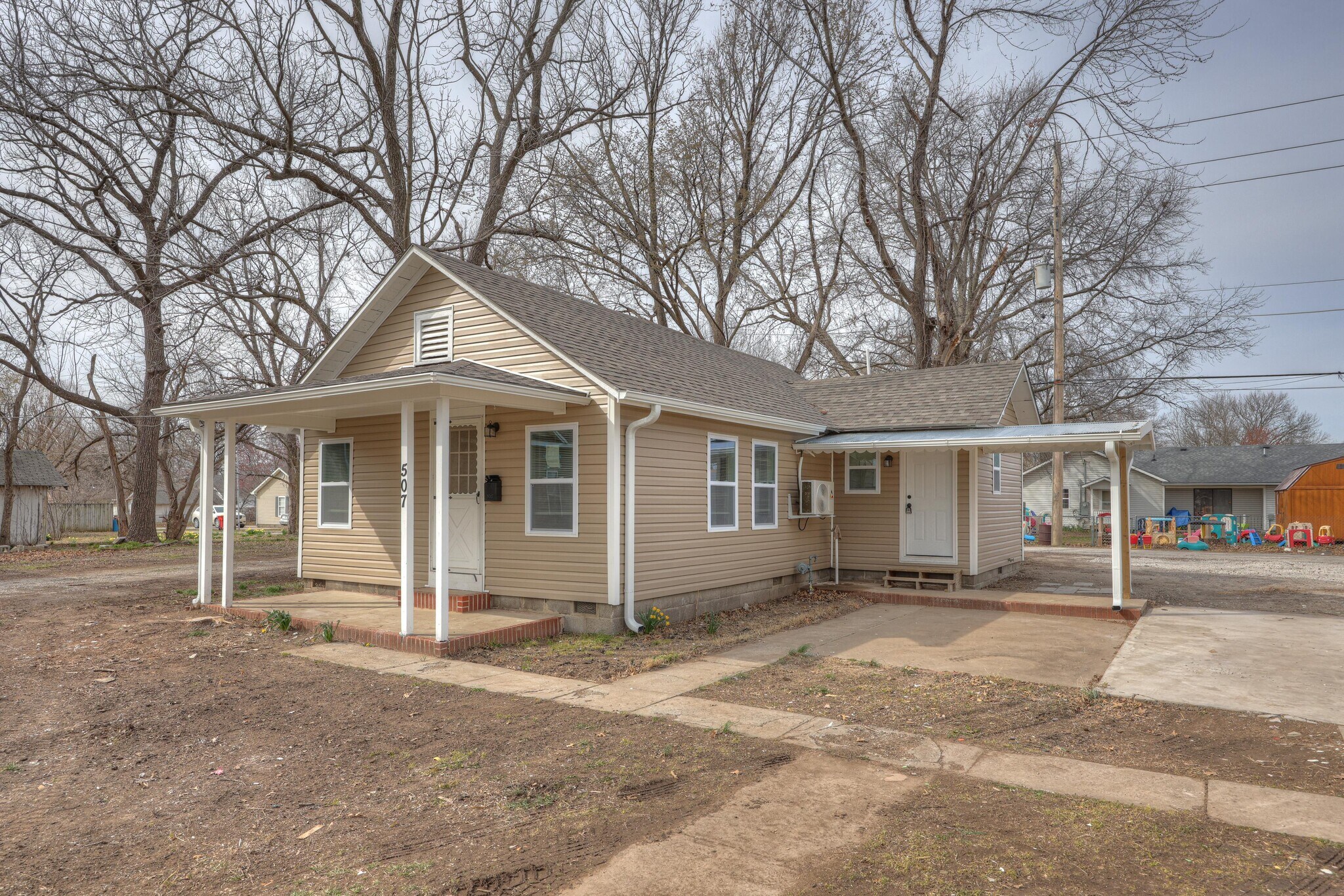 507-509 E Quincy St, Pittsburg, KS à vendre Photo principale– Image 1 sur 9