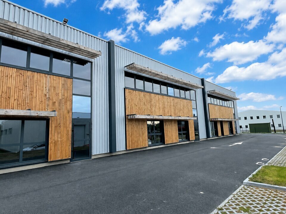 Industriel/Logistique dans Treillières à vendre Photo de l’immeuble– Image 1 sur 6