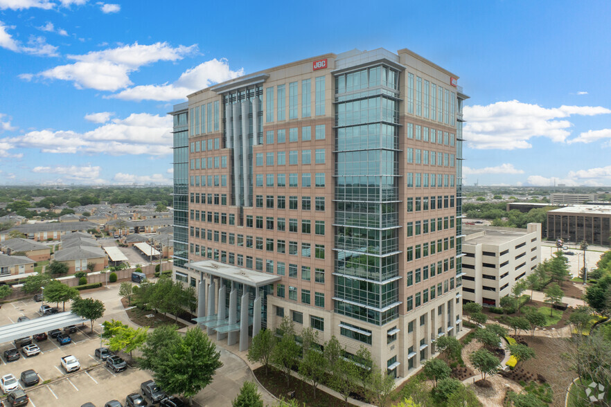 3151 Briarpark Dr, Houston, TX à louer - Photo principale – Image 1 sur 15
