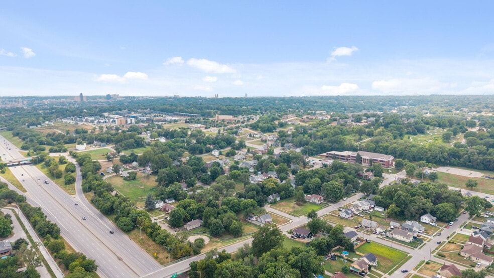 2814 Miami Street, Omaha, NE à vendre - Photo principale – Image 1 sur 5