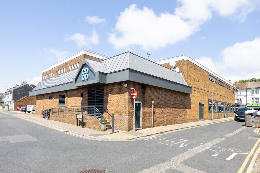 76-82 Blatchington Rd, Hove à vendre - Photo de l’immeuble – Image 3 sur 3