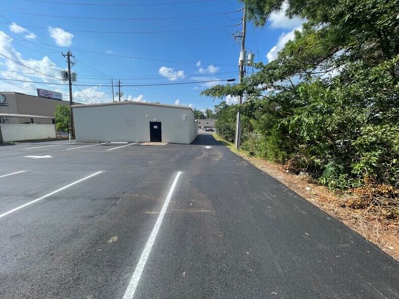 1714 Manchester Expy, Columbus, GA à louer - Photo de l’immeuble – Image 3 sur 12