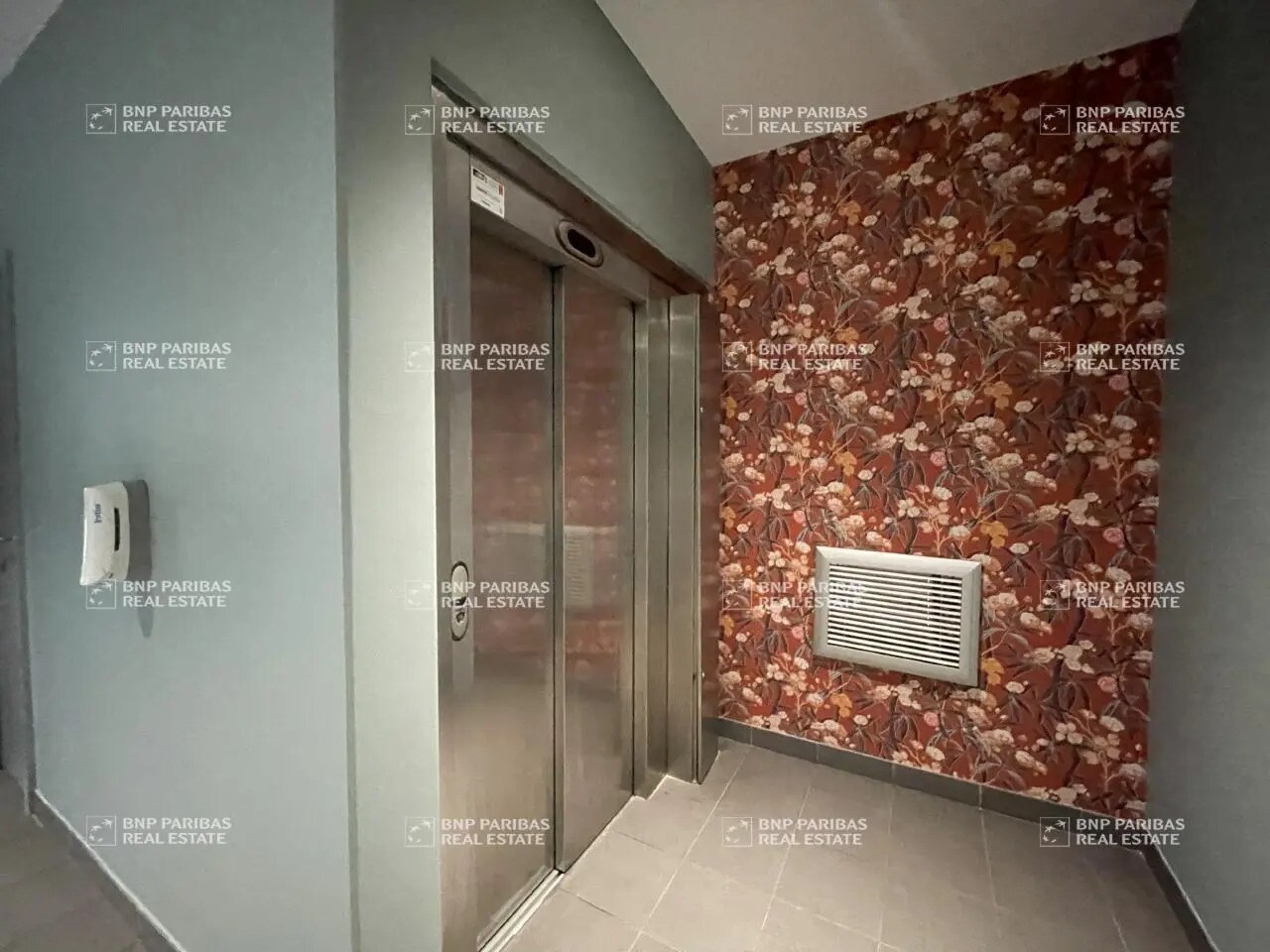 Bureau dans La Chapelle-sur-Erdre à louer Photo de l’immeuble– Image 1 sur 8