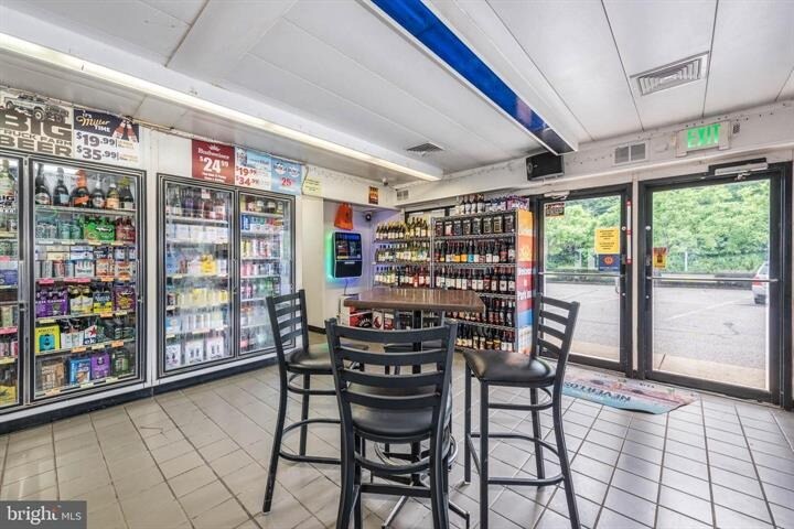 19308 York Rd, Parkton, MD à vendre - Photo de l’immeuble – Image 3 sur 29