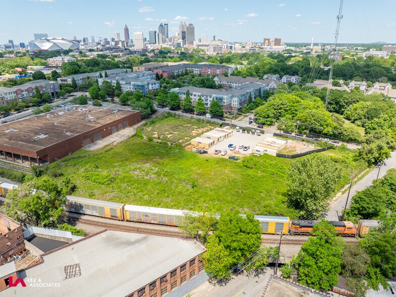 566 SW Wells St, Atlanta, GA à louer - Photo de l’immeuble – Image 3 sur 3