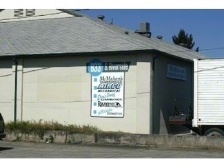 Plus de détails pour 833 S Riverside Ave, Medford, OR - Local commercial, Local d'activités à louer