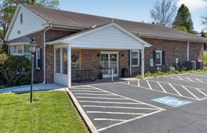 101 Walnut St, Green Lane, PA à vendre - Photo de l’immeuble – Image 1 sur 40
