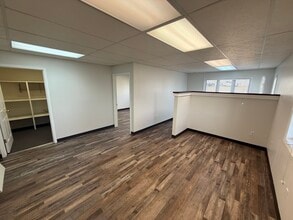 1808 Hancock Dr, Bismarck, ND à louer Photo de l’immeuble– Image 2 sur 6