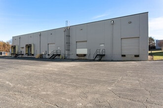 500 Radar Rd, Greensboro, NC à louer Photo de l’immeuble– Image 2 sur 5