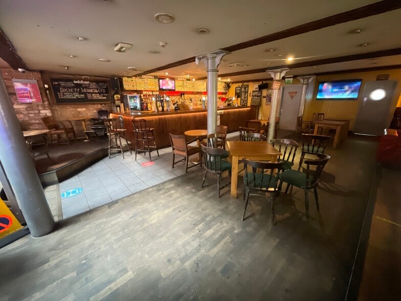 32 Millstone Ln, Leicester à vendre - Photo intérieure – Image 1 sur 10