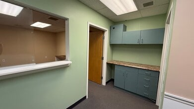 40 Dale Rd, Avon, CT à louer Photo intérieure– Image 2 sur 5