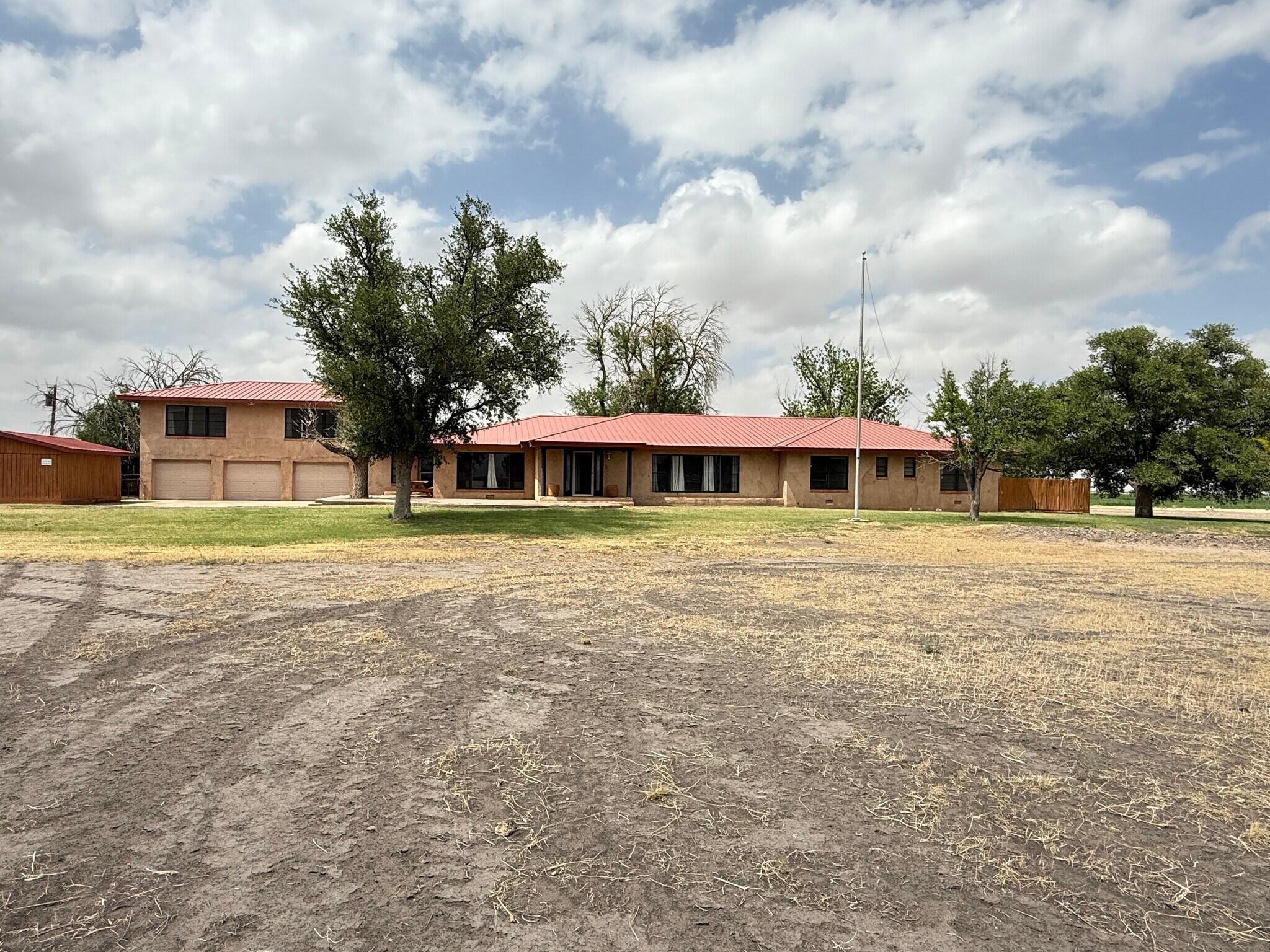 8610 HWY 17, Balmorhea, TX à vendre Photo principale– Image 1 sur 77