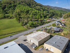 2466 Dellwood Rd, Waynesville, NC - Vue aérienne  vue de carte - Image1