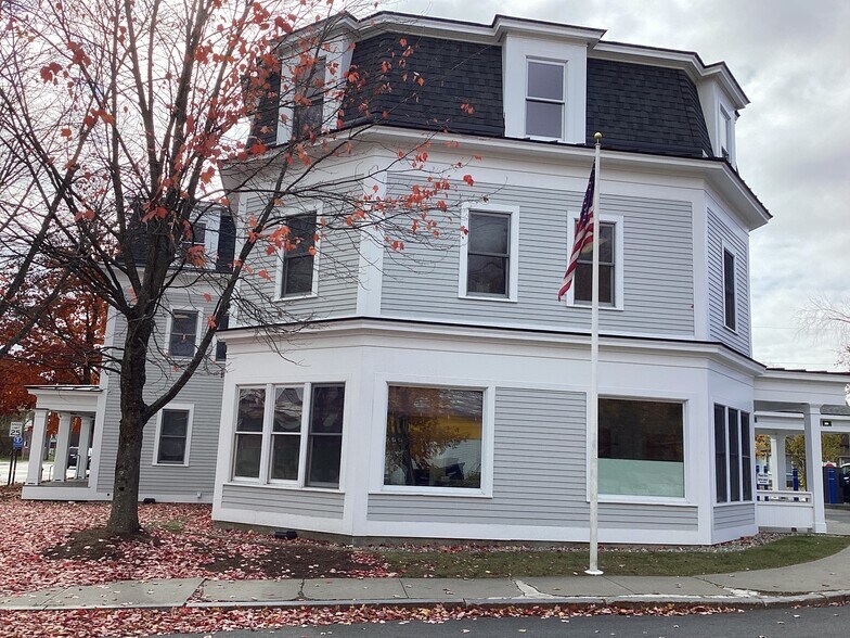 106 Hanover St, Lebanon, NH à louer - Photo de l’immeuble – Image 3 sur 9