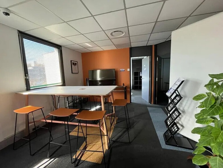 13 Quai Du Commerce, Lyon à louer - Photo intérieure – Image 3 sur 15