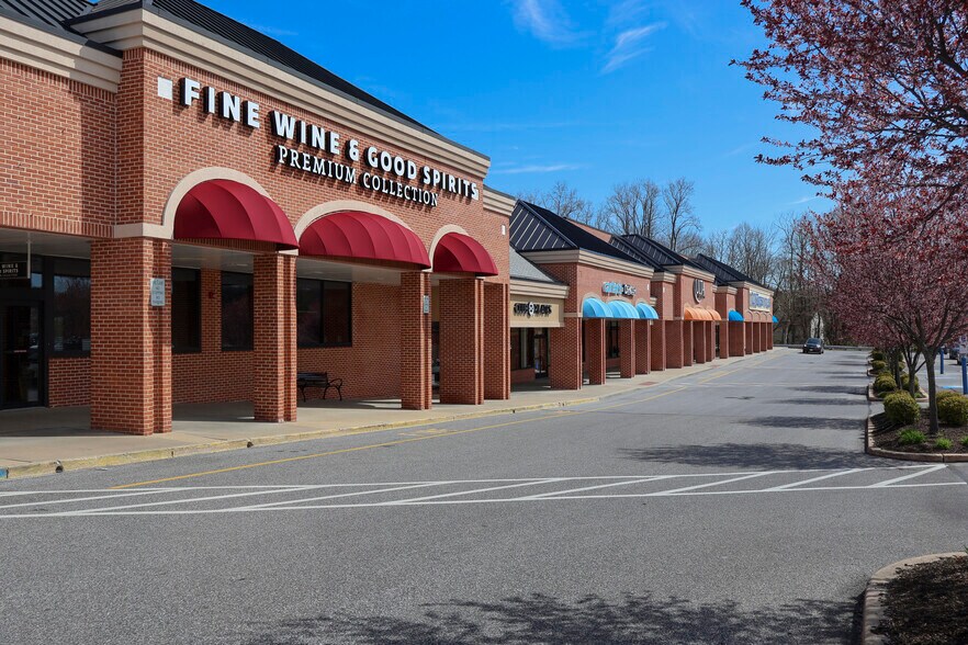 825-881 E Baltimore Pike, Kennett Square, PA à louer - Photo de l’immeuble – Image 3 sur 15