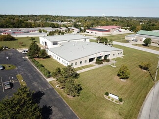 Plus de détails pour 11275 Sebring Dr, Forest Park, OH - Local d'activités à louer