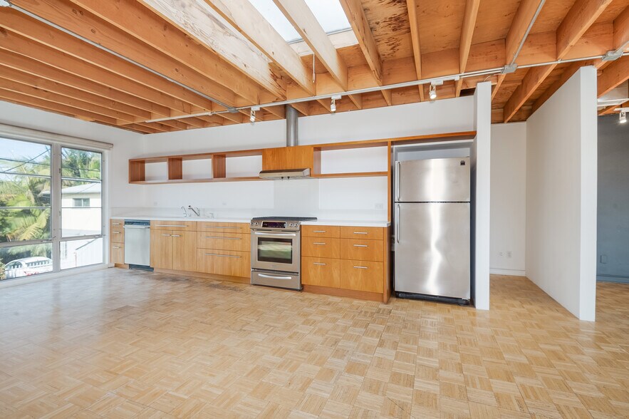 503 Boccaccio Ave, Venice, CA à louer - Photo intérieure – Image 3 sur 14