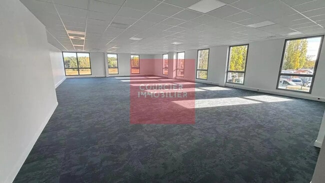 Plus de détails pour 44 Rue Pierre Curie, Plaisir - Bureau, Local d'activités à louer