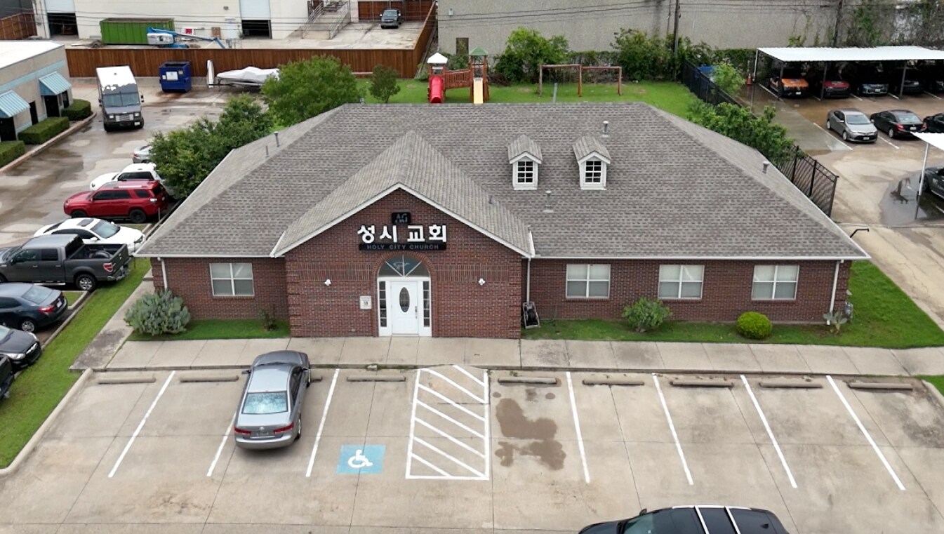 1444 Halsey Way, Carrollton, TX à vendre Photo de l’immeuble– Image 1 sur 9