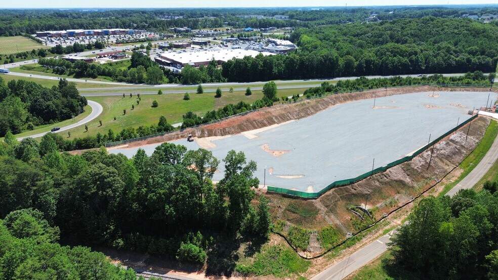 7607 Little Egypt Road Rd, Stanley, NC à louer - Photo de l’immeuble – Image 2 sur 6