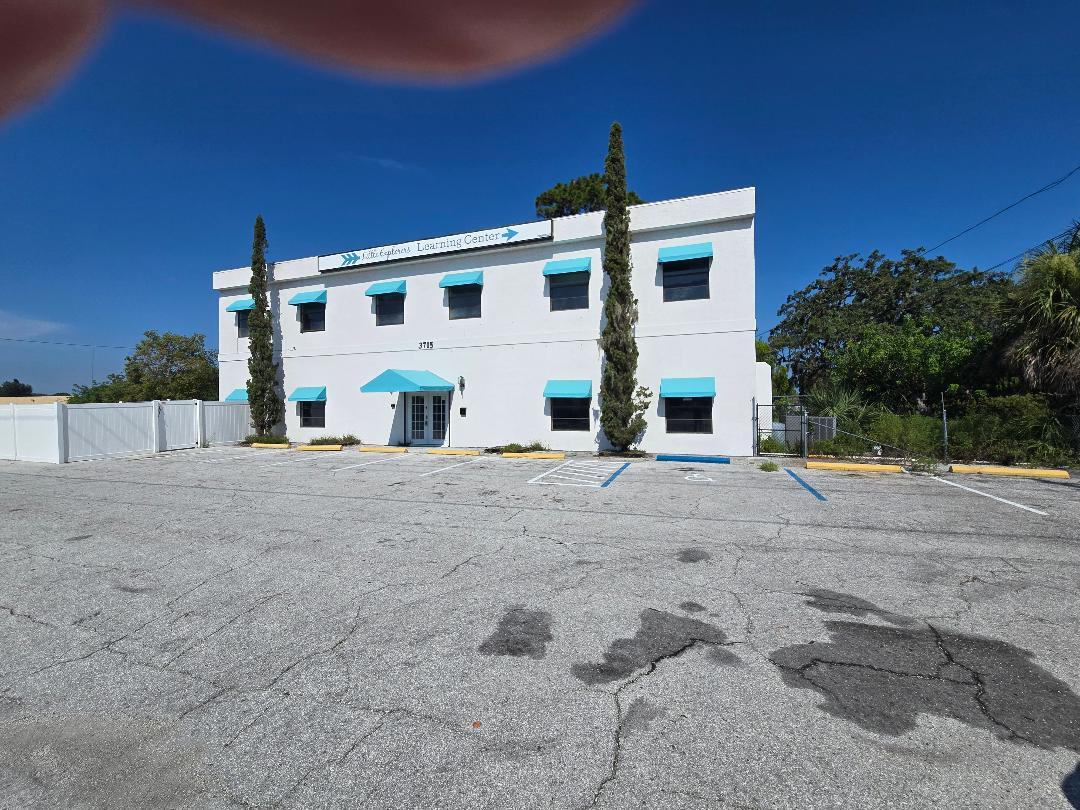 3715 US Highway 19, New Port Richey, FL à vendre Photo de l’immeuble– Image 1 sur 21
