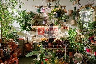 Plus de détails pour Local commercial à louer