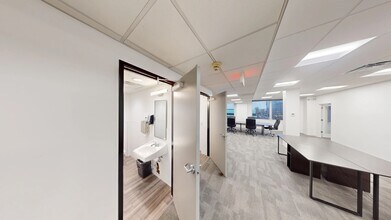 156-160 E Market St, Indianapolis, IN à louer Photo intérieure– Image 2 sur 6