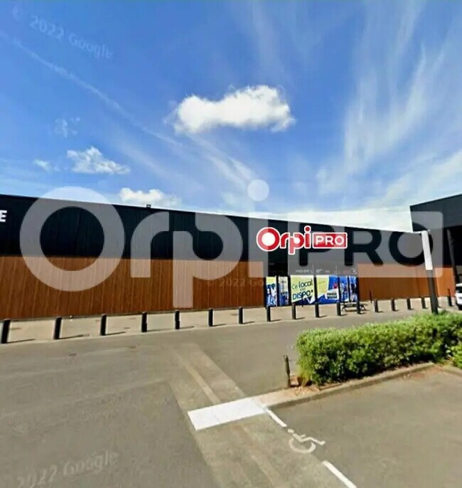 Plus de détails pour Local commercial à louer