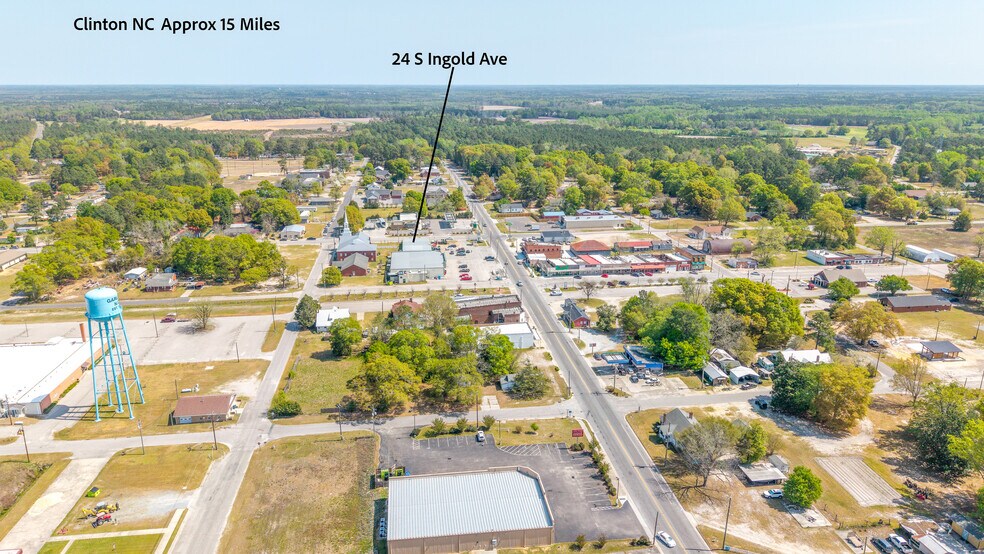 24 N Ingold Ave, Garland, NC à vendre - Photo de l’immeuble – Image 3 sur 23
