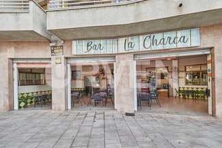 Plus de détails pour Local commercial à louer