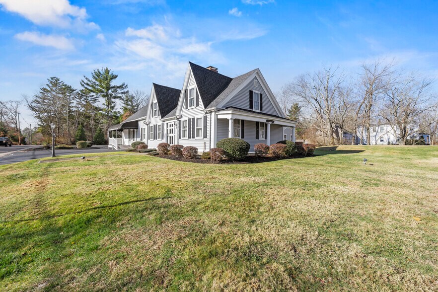 4 W Washington St, Hanson, MA à vendre - Photo de l’immeuble – Image 3 sur 26